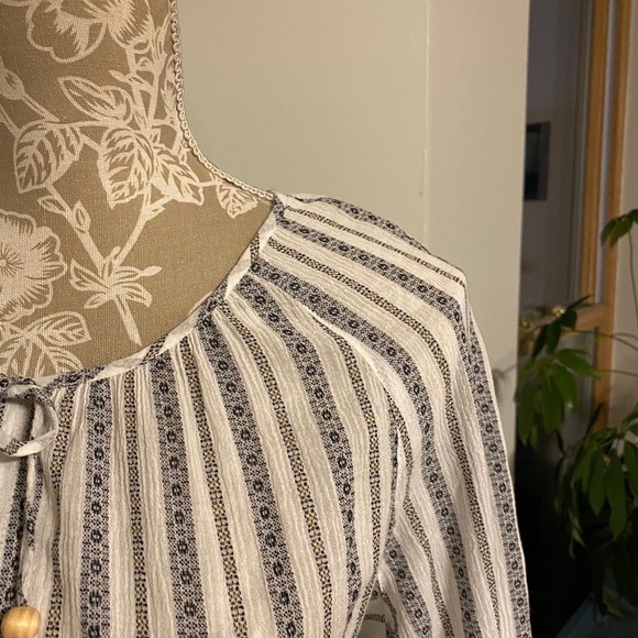 JJill Woven Striped Button Front Tunic - Picture 3 of 10